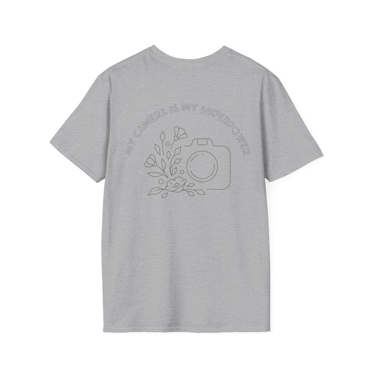 Softstyle T-Shirt ๐ธ "My Camera is My Superpower โ Draag Jouw Passie!" ๐ฆธโโ๏ธ